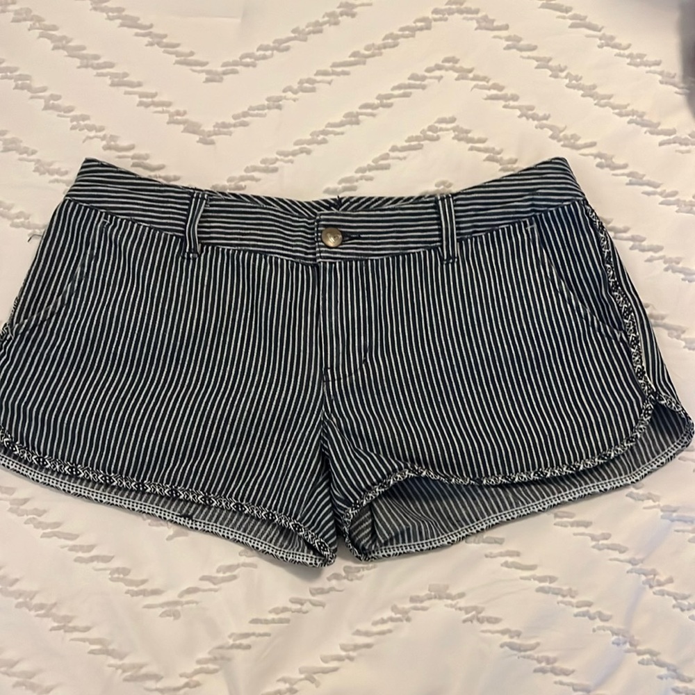 Roxy striped shorts